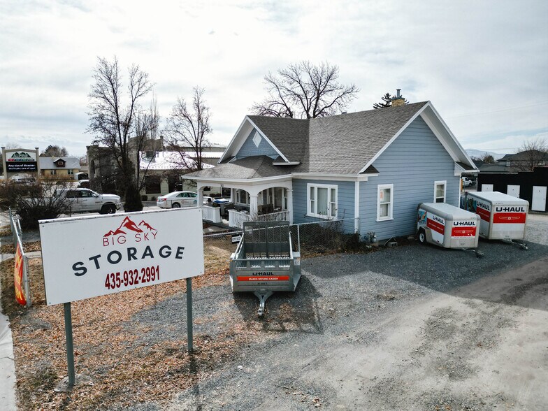 More Photos Of 163 S Main St, Smithfield Self Storage For Sale