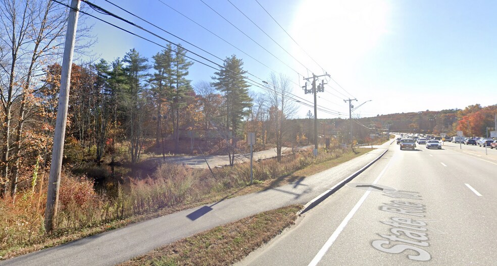 More Photos Of 206 State Route 101, Bedford Storefront Retail Office For Lease