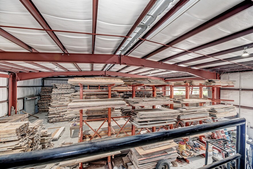 More Photos Of 1926 18th St, Sarasota Warehouse For Sale