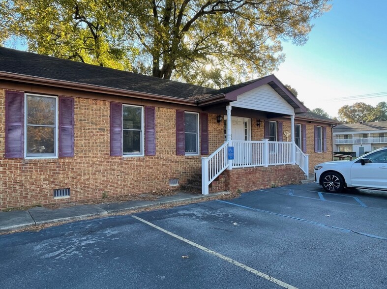 More Photos Of 4136 Bonney Rd, Virginia Beach Office For Lease