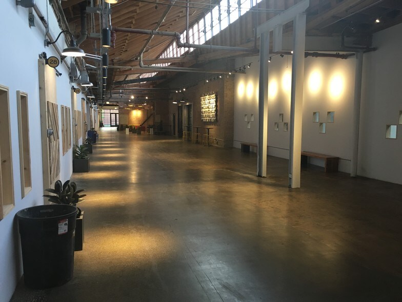 More Photos Of 4200 W Diversey Ave, Chicago Manufacturing For Lease