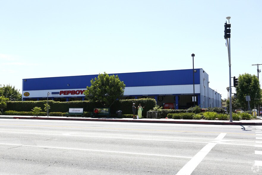 More Photos Of 6136 W Manchester Ave, Los Angeles General Retail For Sale