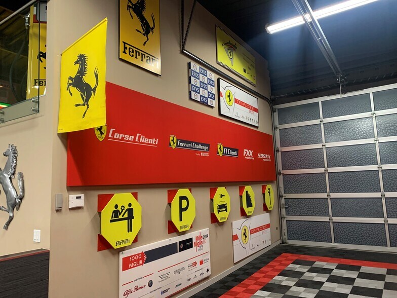 More Photos Of 2134 S Sepulveda Blvd, Los Angeles Showroom For Sale