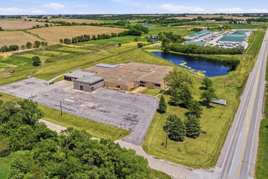 More Photos Of 13400 O St, Lincoln Manufacturing For Lease