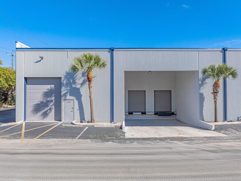 More Photos Of 2201 Nw 30th Pl, Pompano Beach Unknown For Lease