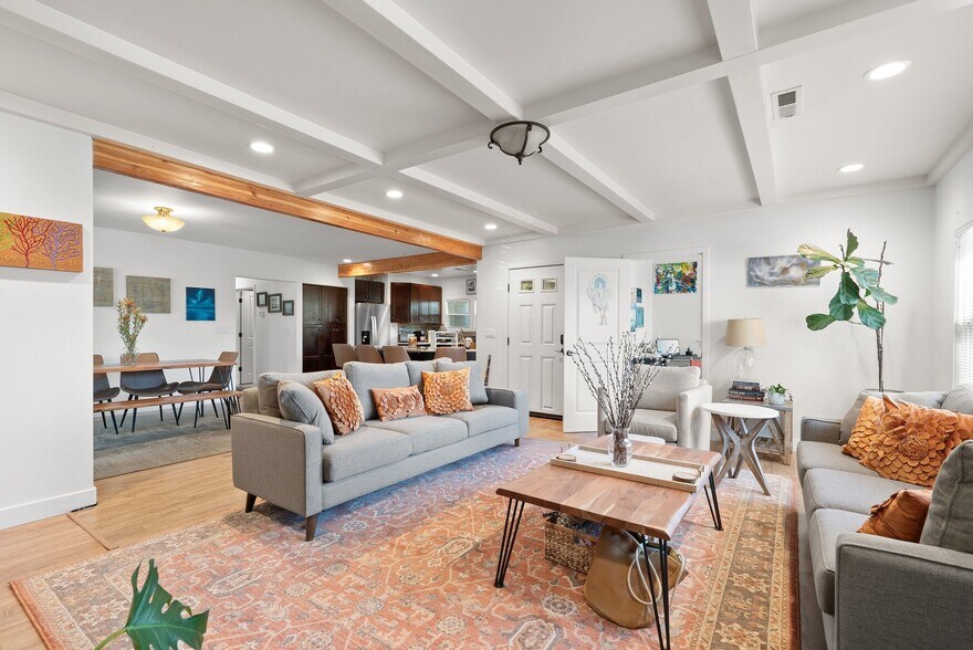 More Photos Of 420 Capitola Road Ext, Santa Cruz Apartments For Sale
