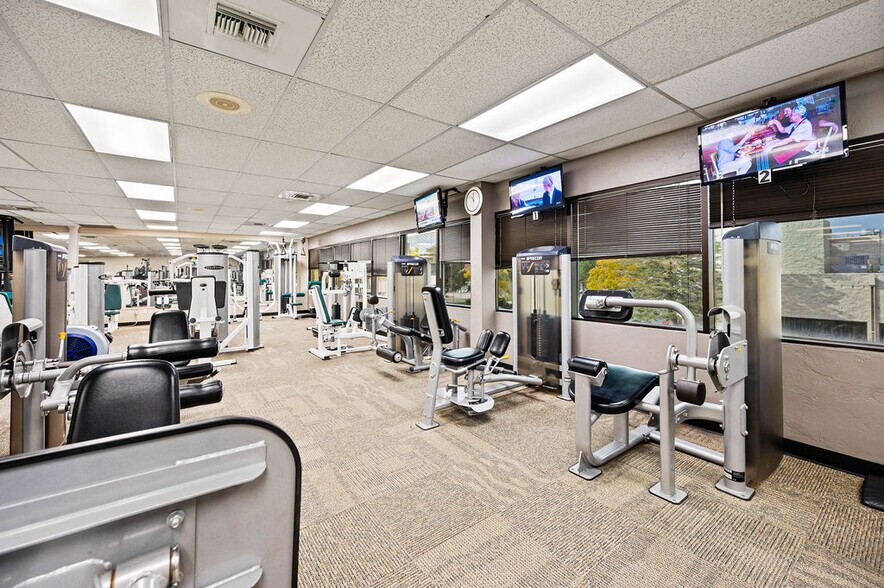 More Photos Of 2960 N Academy Blvd, Colorado Springs Office For Sale