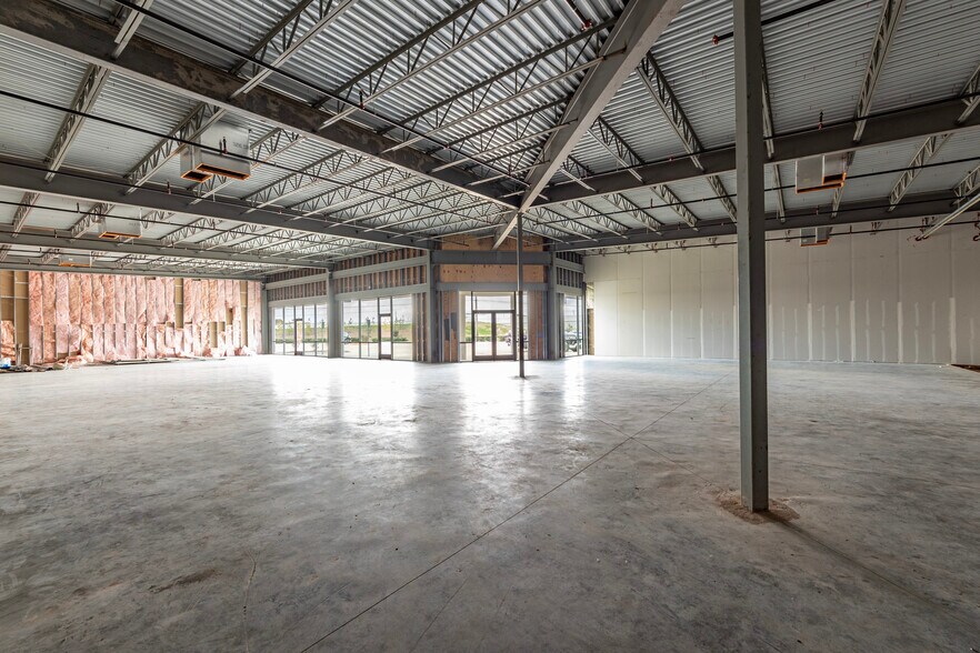 More Photos Of 4805 E Sam Houston Pky S, Pasadena Medical For Lease