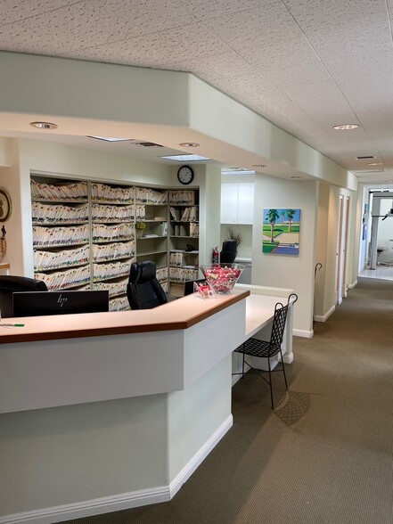 More Photos Of 400 Newport Center Dr, Newport Beach Medical For Lease