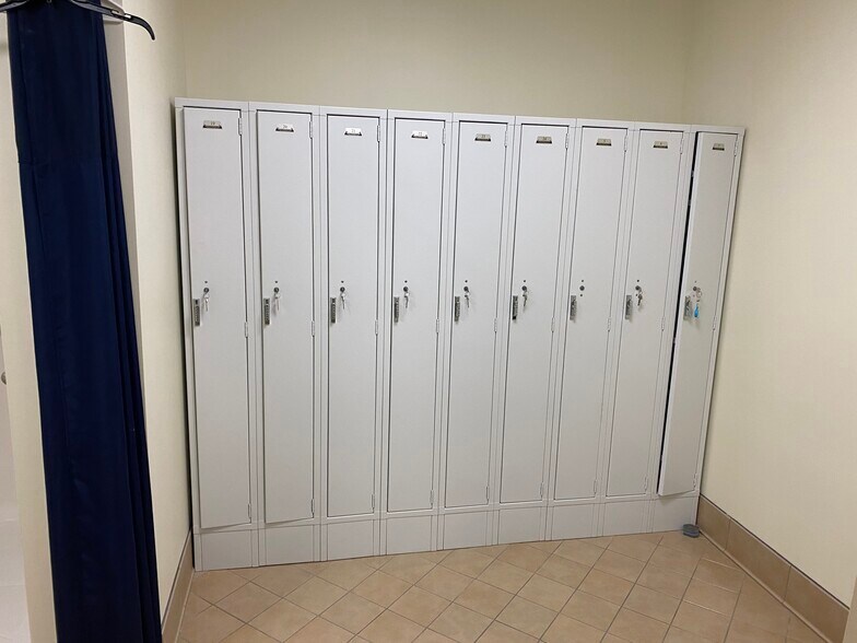 More Photos Of 200 Tracy Way, Charleston Medical For Sale