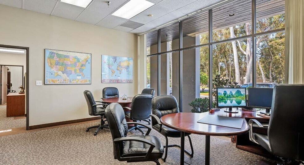More Photos Of 9745-9747 Businesspark Ave, San Diego Research And Development For Lease
