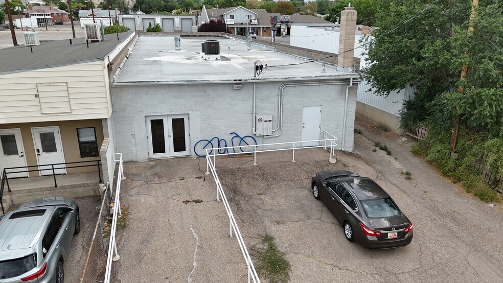 More Photos Of 60 E 100 N, Price Storefront Retail Office For Sale