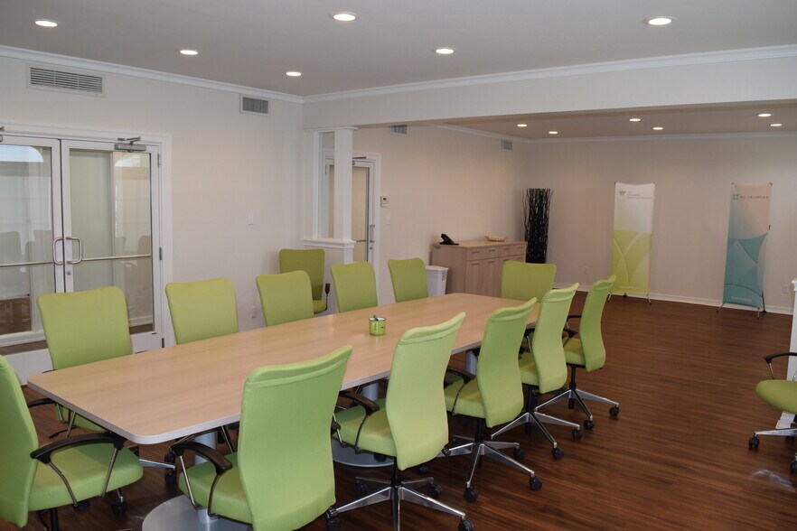 More Photos Of 318 NW 13th St, Oklahoma City Office For Lease