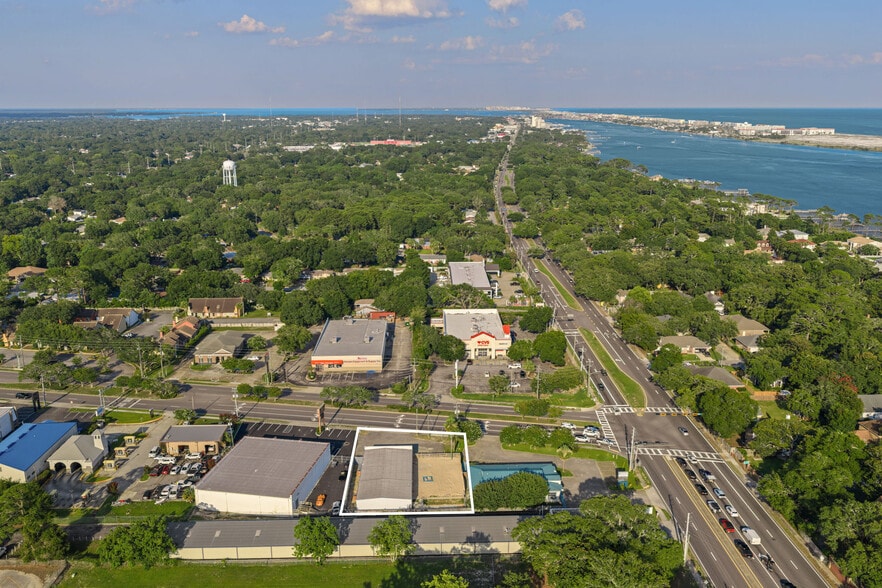 More Photos Of 90 Mary Esther Blvd, Mary Esther Freestanding For Lease