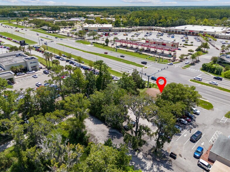 More Photos Of 7957 Blanding Blvd, Jacksonville Office Residential For Lease