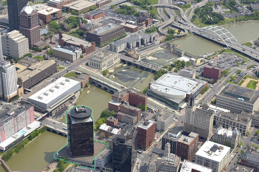 More Photos Of 26-28 E Main St, Rochester Office Residential For Lease