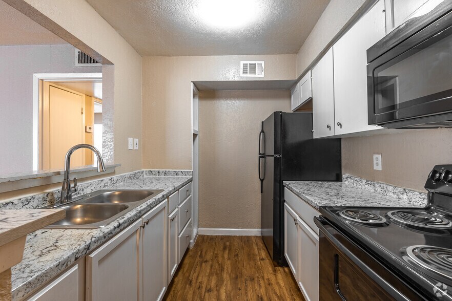 More Photos Of 14000 Esperanza Rd, Dallas Apartments For Sale