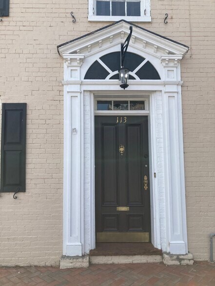 More Photos Of 113 N Foushee St, Richmond Office For Sale