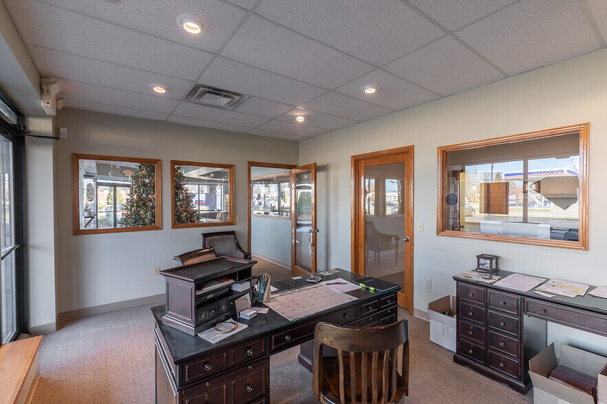 More Photos Of 26000 Chardon Rd, Richmond Heights Freestanding For Sale