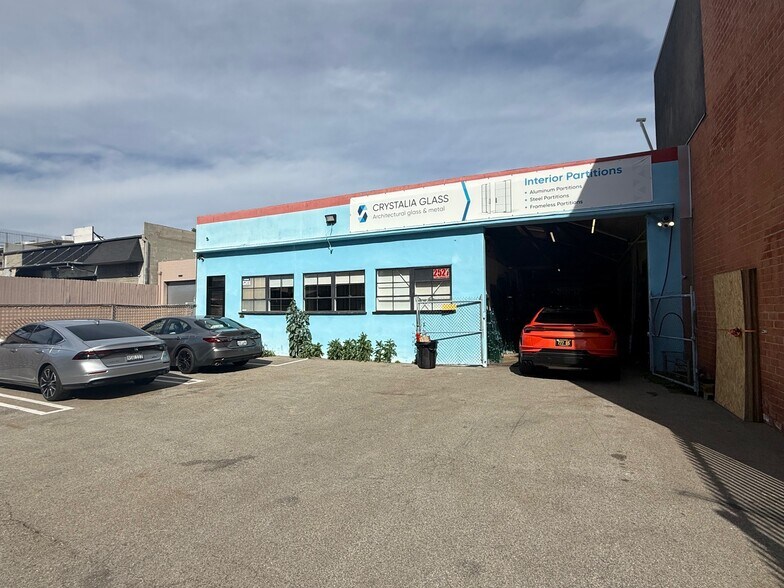 Primary Photo Of 2527 N San Fernando Rd, Los Angeles Industrial For Lease