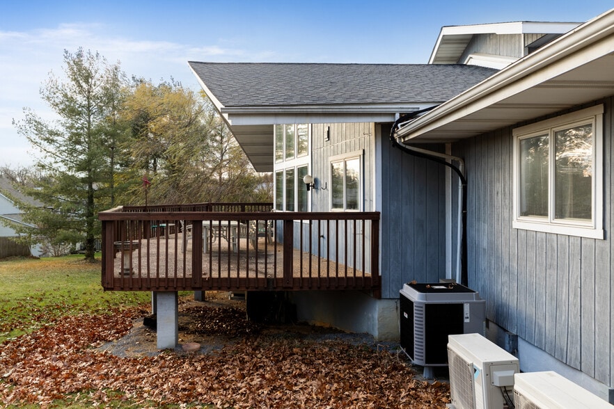 More Photos Of 218 Mill Rd, Woodstock Congregate Senior Housing For Sale
