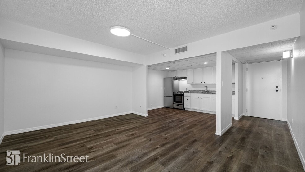 More Photos Of 1520 Jeffords St, Clearwater Apartments For Sale