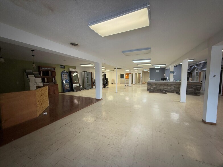 More Photos Of 4369 Spencers Grove Rd, Walker Lumberyard For Sale