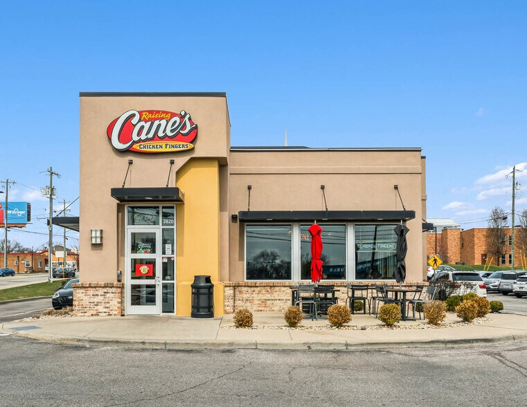 More Photos Of 3820 Race Rd, Cincinnati General Retail For Sale