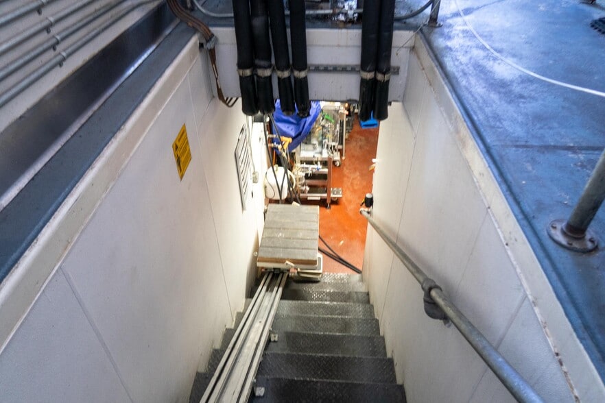 More Photos Of 1700-1712 1/2 W Sunset Blvd, Los Angeles Apartments For Lease