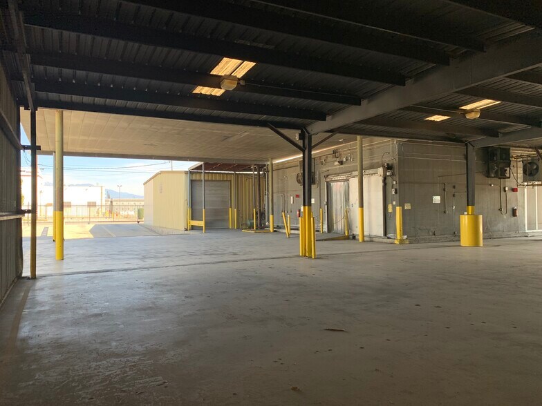 More Photos Of 1641 N 8th St, Colton Food Processing For Lease