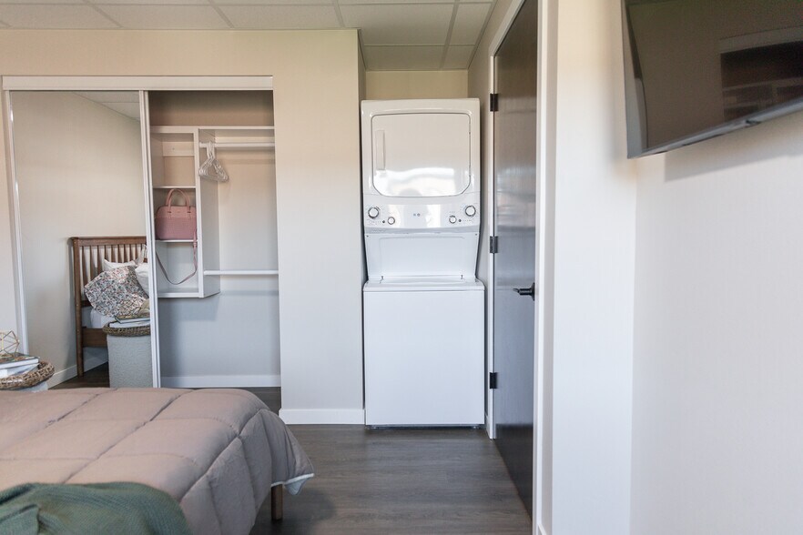 More Photos Of 810 Memorial Dr, Chilton Apartments For Sale