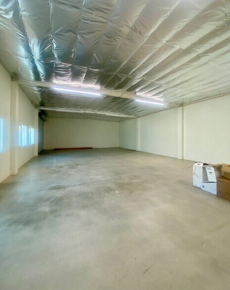 More Photos Of 8030 Freestone Ave, Santa Fe Springs Manufacturing For Lease