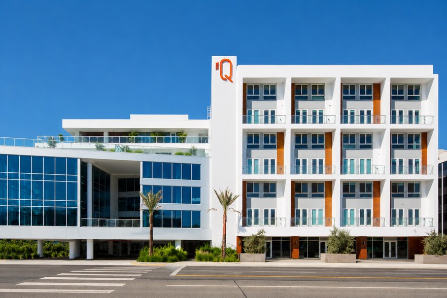 More Photos Of 6262 Glade Ave, Woodland Hills Coworking Space