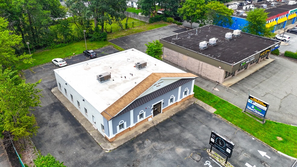 More Photos Of 1116 W Route 46, Parsippany Storefront Retail Office For Lease