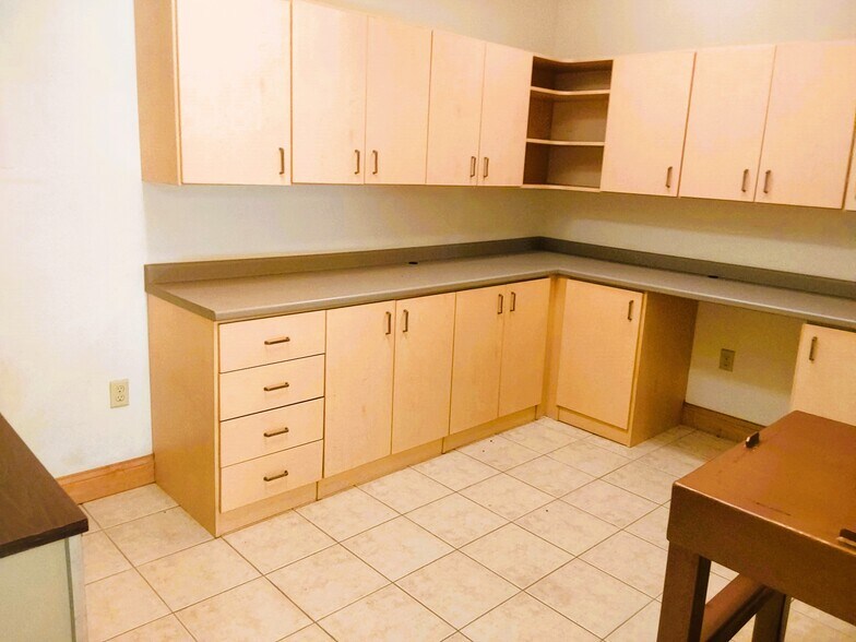 More Photos Of 509 Mill St, Montello Warehouse For Lease