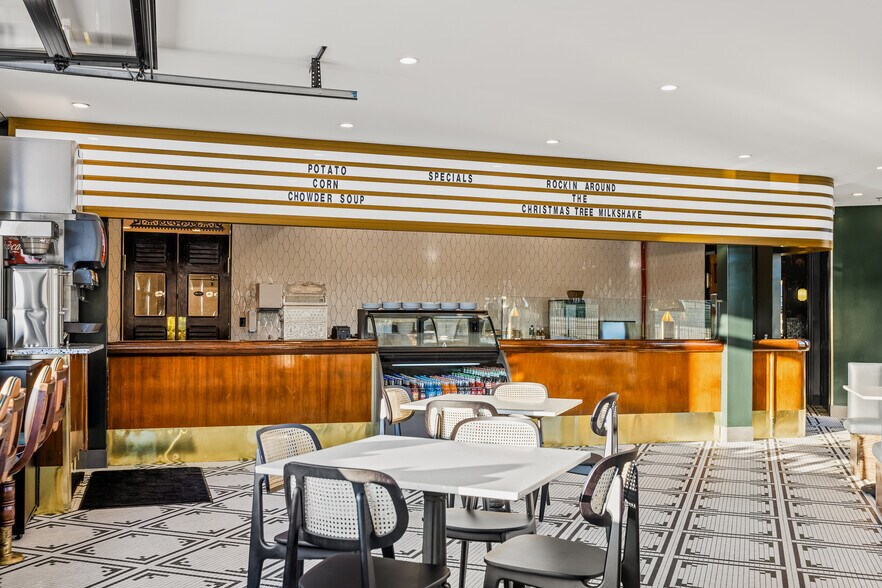 More Photos Of 5503 Main St, Ooltewah Flex For Sale