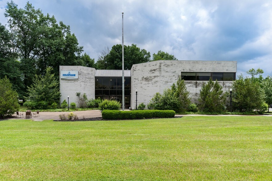 Primary Photo Of 3825 Columbus Rd, Granville Loft Creative Space For Lease