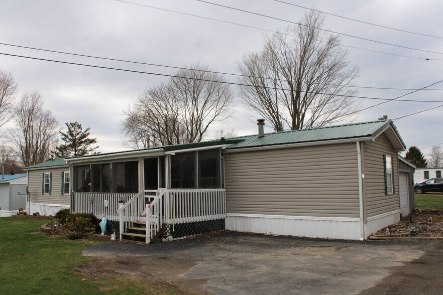 More Photos Of 9230 North St, Springville Manufactured Housing Mobile Home Park For Sale
