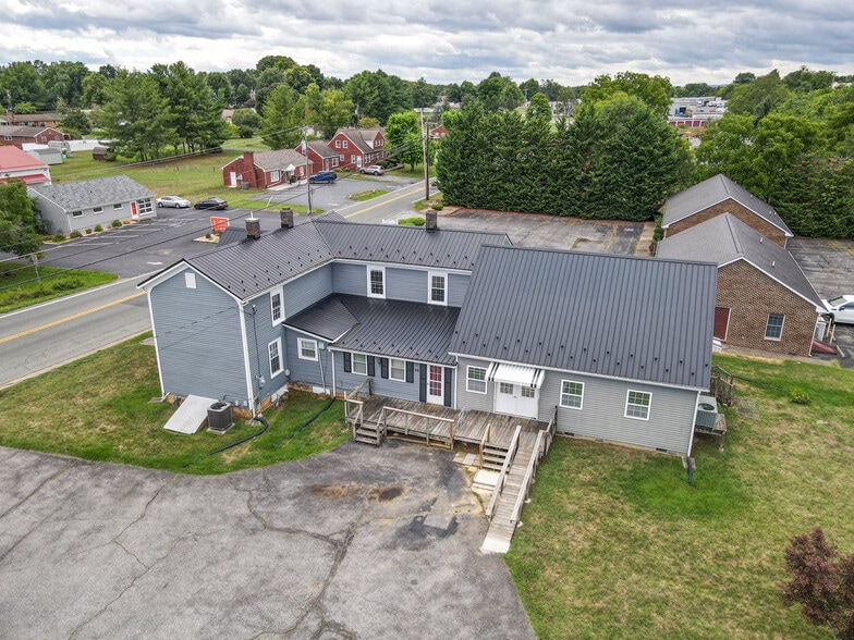 More Photos Of 35 Tinkling Spring Rd, Fishersville Showroom For Sale