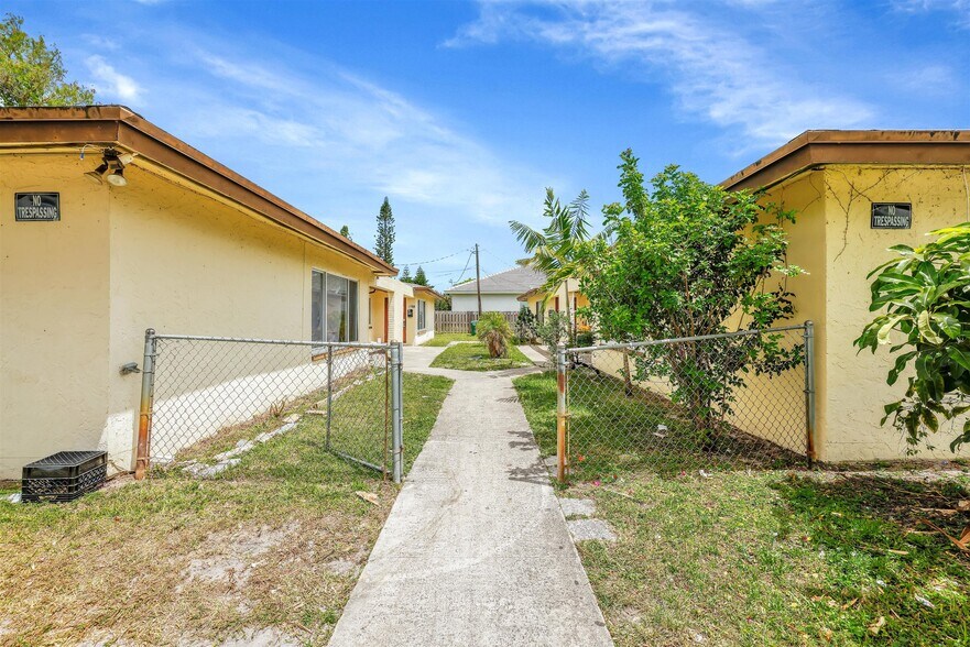 More Photos Of 2750 NW 58th Ter, Fort Lauderdale Specialty For Sale