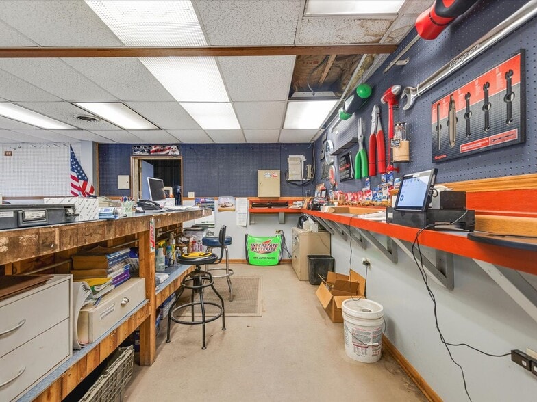More Photos Of 4554 Il Route 173, Poplar Grove General Retail For Sale