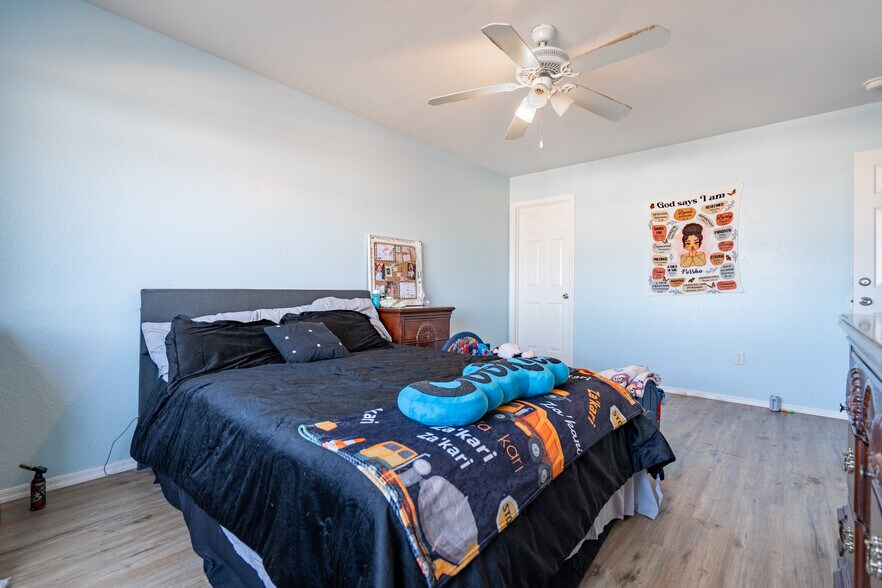 More Photos Of 15855 S Moon Valley Rd, Arizona City Multifamily For Sale