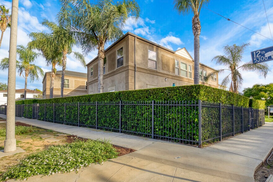 More Photos Of 1202 S Cochran Ave, Los Angeles Apartments For Sale