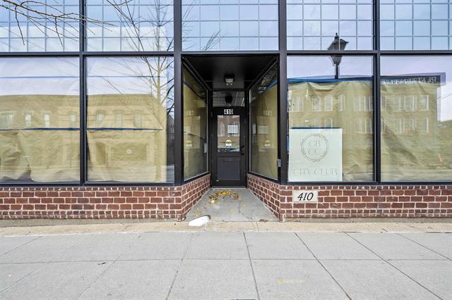 More Photos Of 408 Dousman St, Green Bay Storefront Retail Residential For Sale