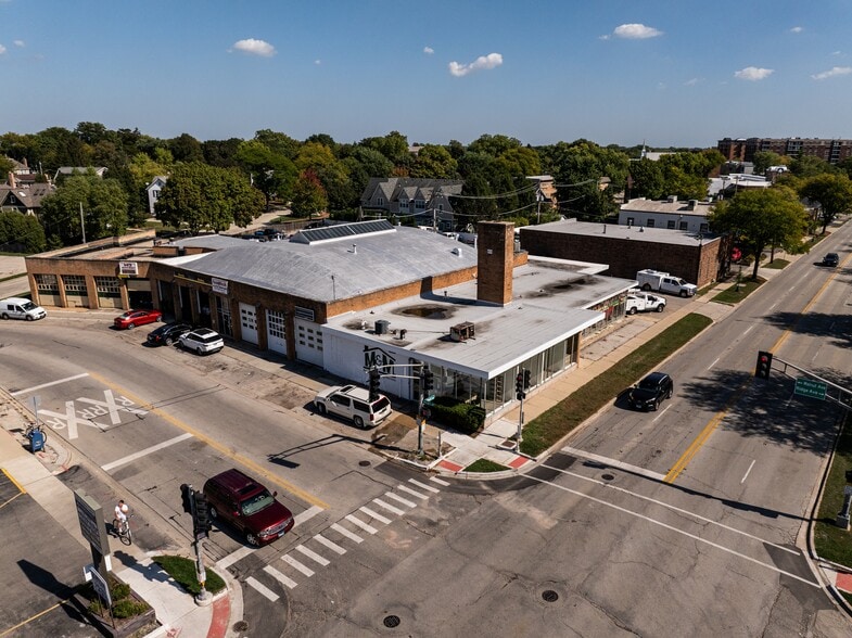 Primary Photo Of 400 W Northwest Hwy, Arlington Heights Auto Repair For Lease