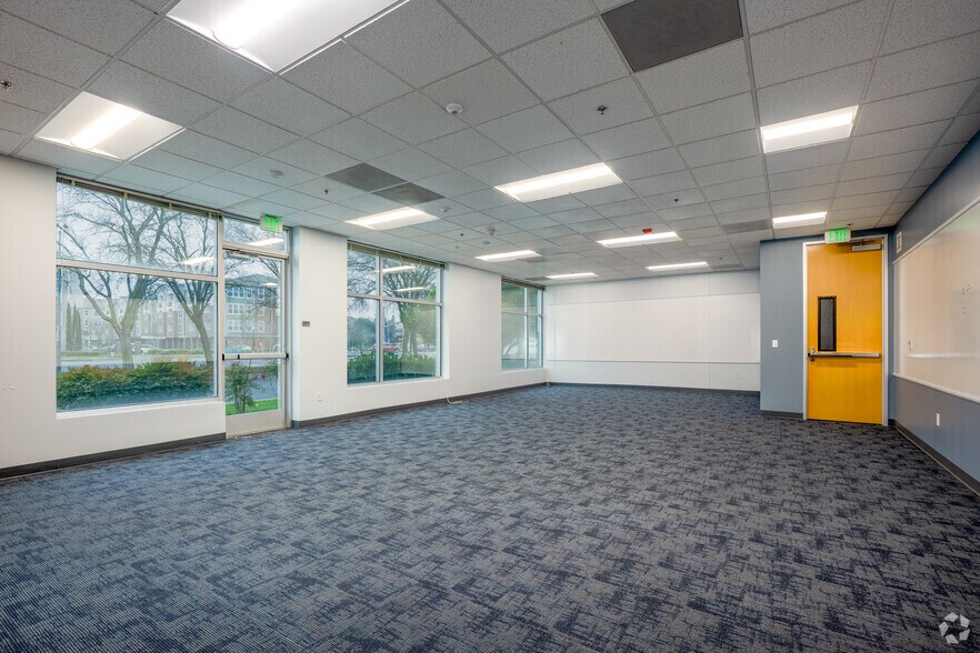 More Photos Of 2101 Arena Blvd, Sacramento Office For Lease