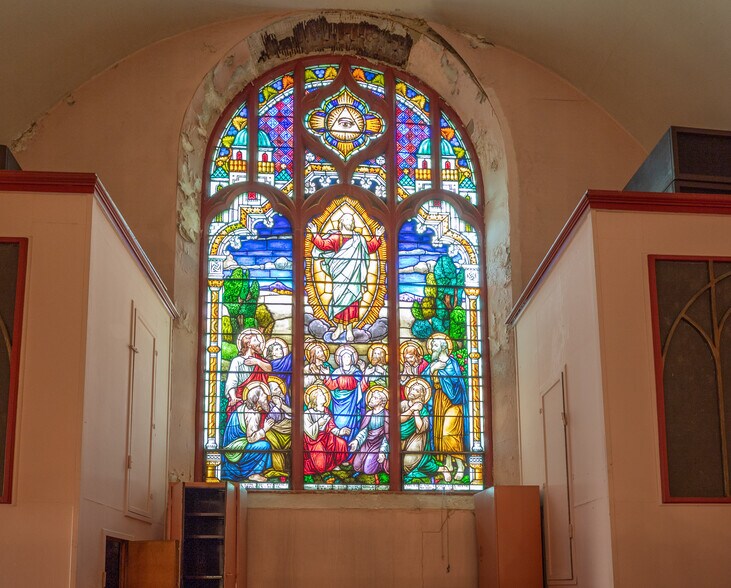 More Photos Of 85 Pulaski St, Torrington Religious Facility For Sale