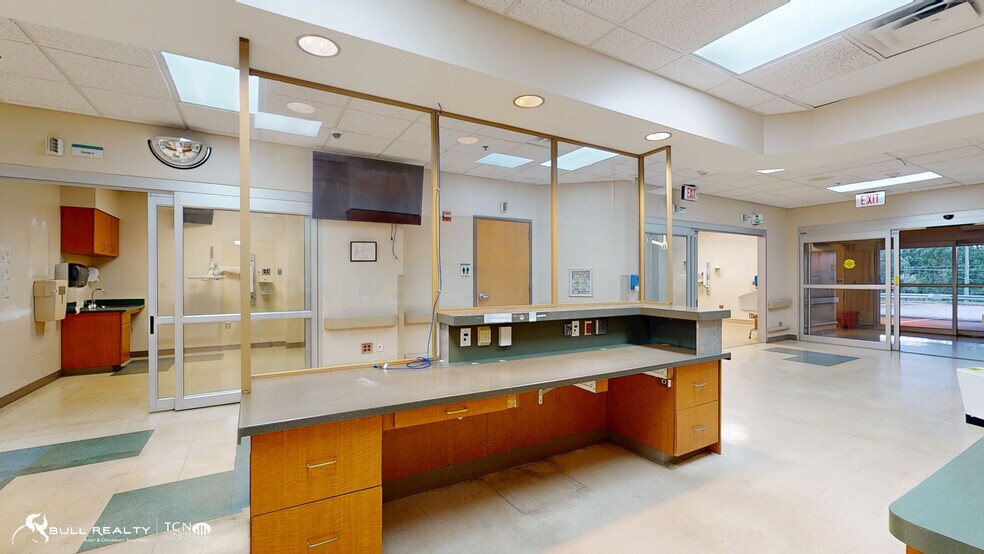 More Photos Of 1362 S Main St, Ellijay Hospital For Lease