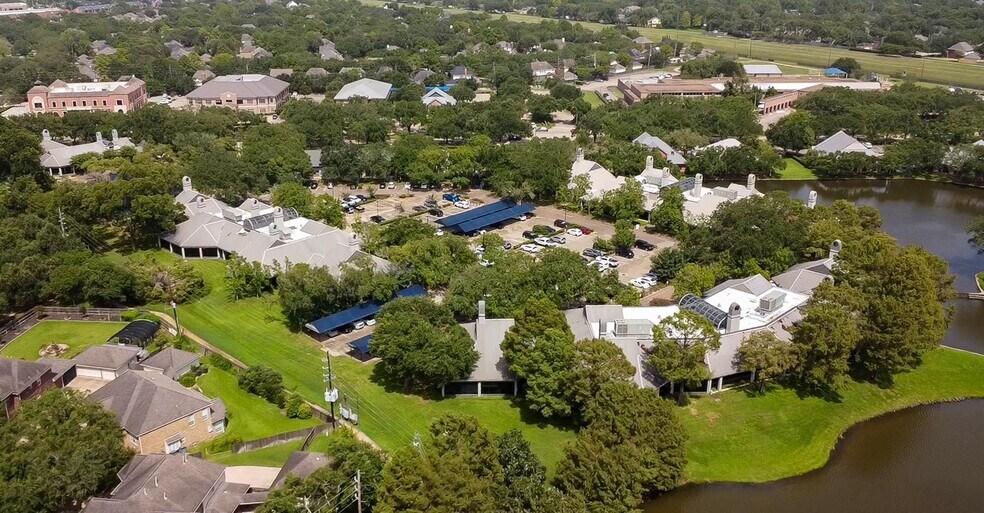 Primary Photo Of 4675 Sweetwater Blvd, Sugar Land Unknown For Lease