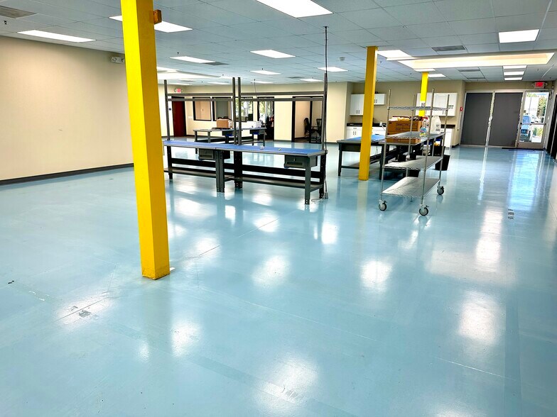 More Photos Of 198 Stauffer Blvd, San Jose Research And Development For Sale